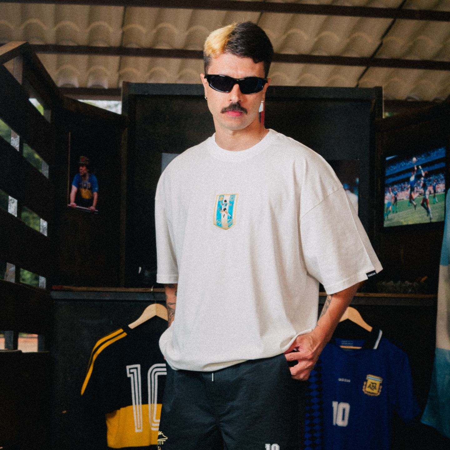 Camiseta Oversized Maradona - Cancha Legends